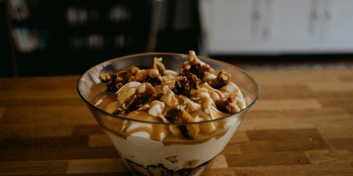 Banoffee: A Torta de Banana, Doce de Leite e Chantilly