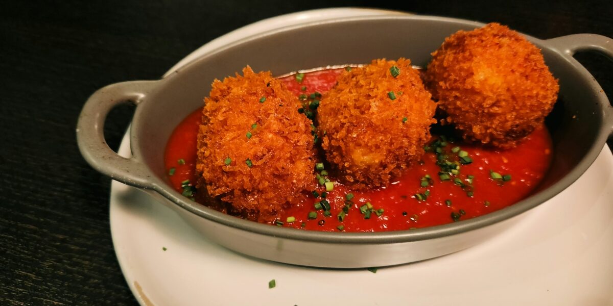 Bolinho de Arroz Crocante e Fácil com Sobras