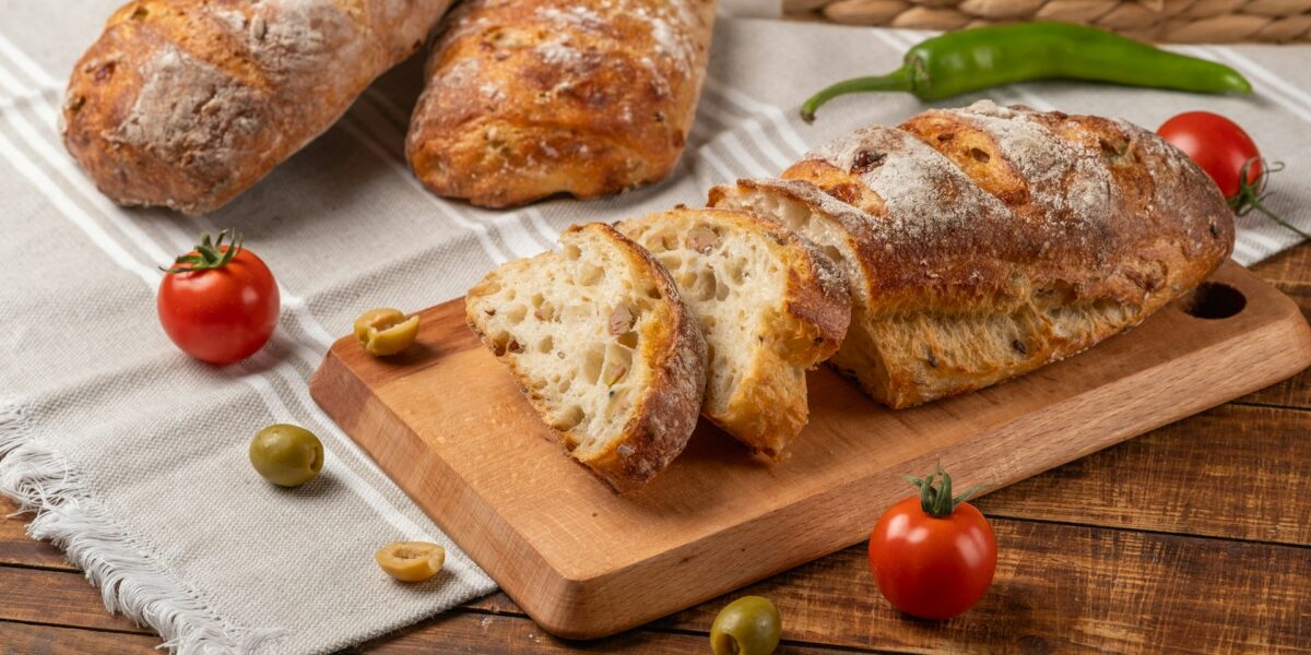 Pão de Calabresa Caseiro: Macio, Recheado e Irresistível