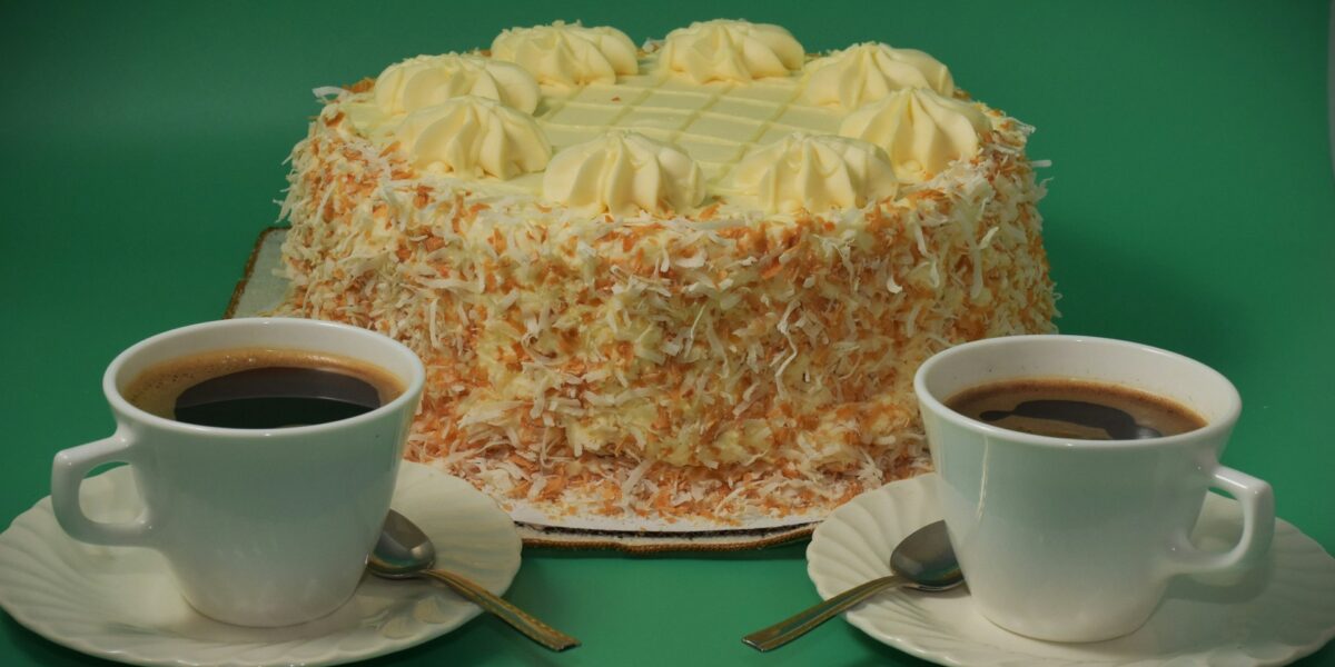 Cocada de Forno Cremosa: Doce de Coco Fácil e Delicioso