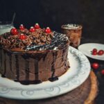 Bolo Vulcão de Chocolate: Recheio Cremoso que Escorre na Hora