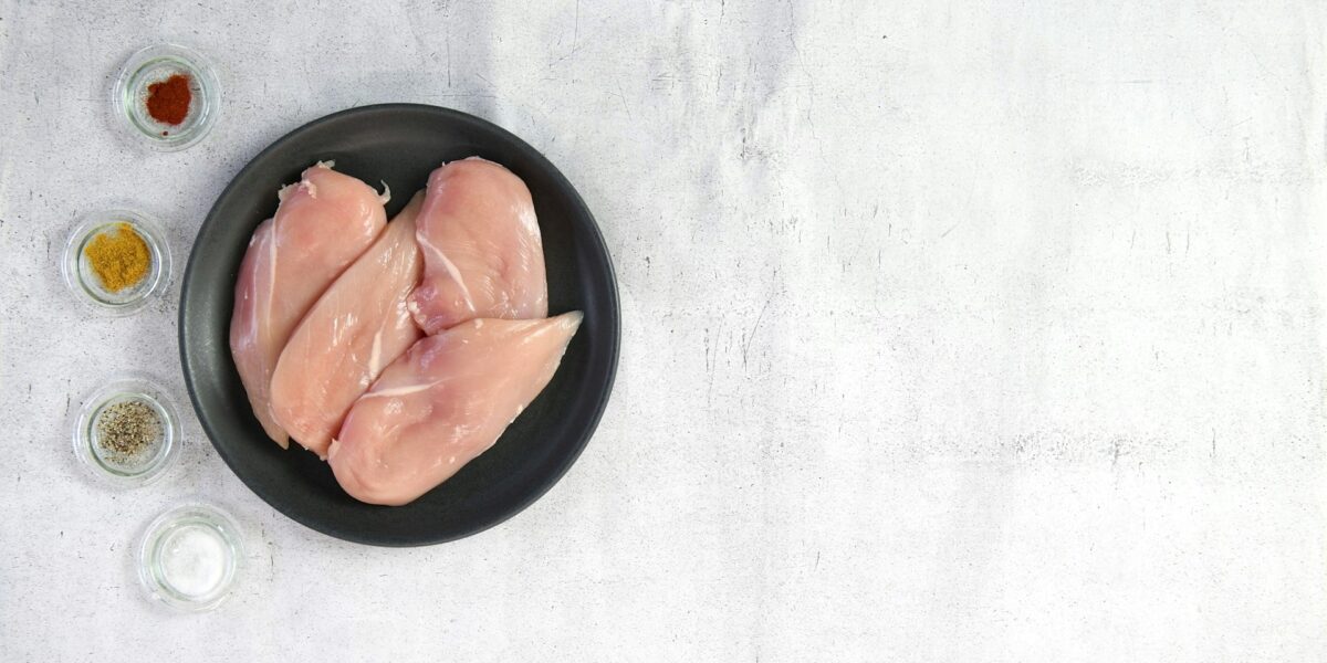 Filé de Frango Grelhado Suculento: Macio por Dentro e Dourado por Fora