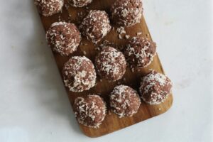 Cajuzinho de Festa: O Docinho de Amendoim Clássico Que Nunca Sai de Moda